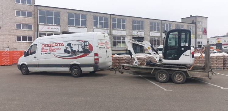1,6t mini eskovatoriaus BOBCAT E16 su standartiniais 15cm, 35cm ir 120cm kaušais nuoma