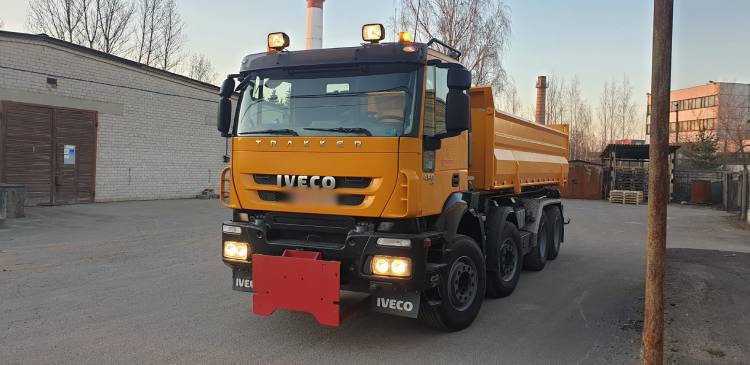 14m3 savivartis IVECO trakker nuoma